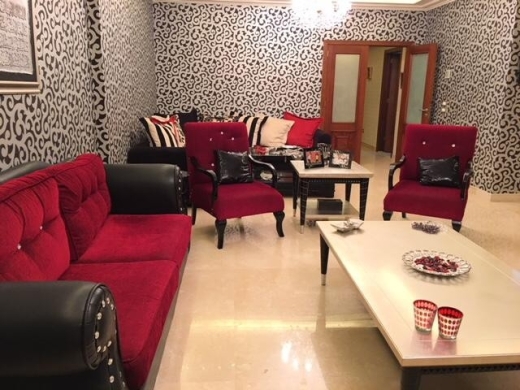 Apartments for sale in Port of Beirut - R9-44 Prime location apartment for sale in Jnah, Beirut