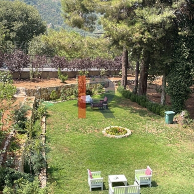 R9-142 Classic Lebanese house for rent in Danniyeh — 5