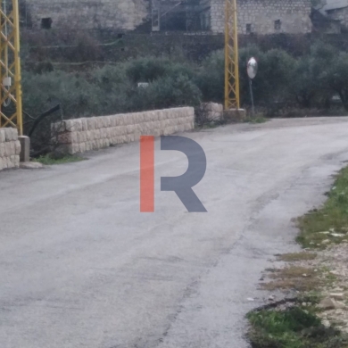 R9-378 Land for sale in Kefraya-Al Koura!! — 3