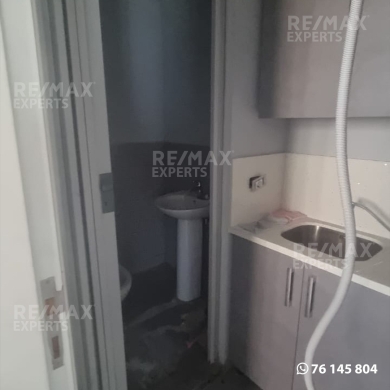 Commercials for rent dans Sahat Al Nour - R9-441 Office for rent in Seht Al Nour !