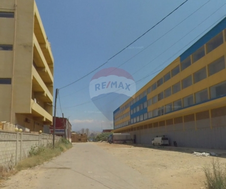 R9-867 Showroom for Rent in Mina – Tripoli, 1,150 m²معرض للايجار في الميناء – طرابلس، 1,150 م² (10009-867)