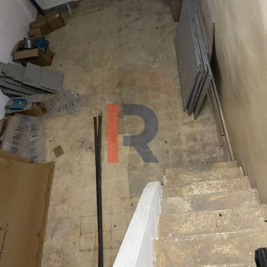 R9-1076 Shop For Sale in Azmi - Tripoli