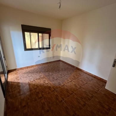 R9-1108 Apartment For Sale in Qalamoun - Tripoli — 2