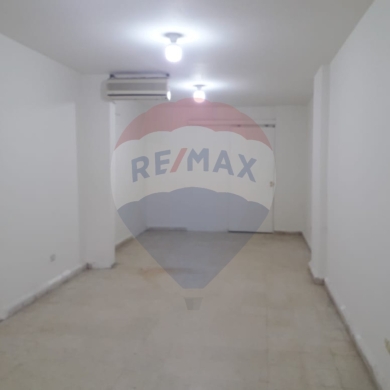 Commercials for rent in Zgharta - R9-1142 Shop For Rent In Zgharta