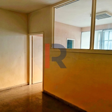 R9-1151 Office For Rent in Azmi - Tripoli — 2