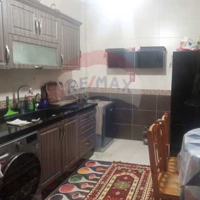 R9-1246 Apartment For Sale in Abou Samra — 4