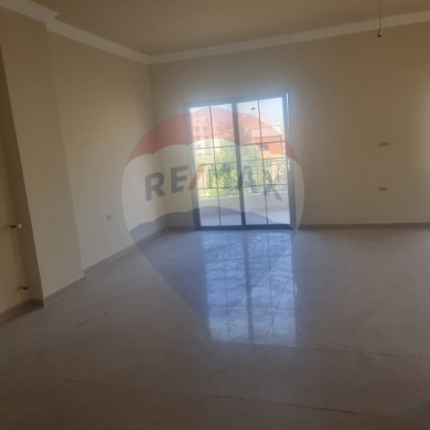 شقق للبيع في راس مسقا - R9-1307 Apartment 180m² for Sale in Nakhle!