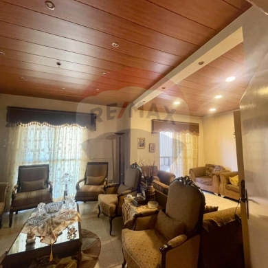 شقق للبيع في أبو سمرا - R9-1636 Spacious Apartment for Sale in Abu Samra, Rawdat El Zaytoun &ndash; 5th Floor, 120m&sup2;