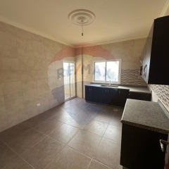 R9-1637 For sale: Spacious 178m² ground floor apartment in Barsa, Koura