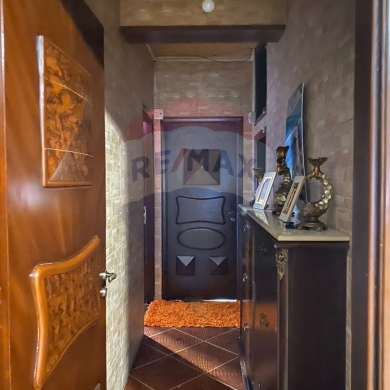 R9-1662 150 sqm Apartment for sale on a lively street ! — 13
