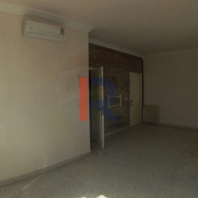 R9-1682 Spacious 200 sqm apartment for sale in Azmi, Tripoli. — 6