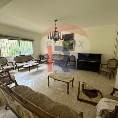 R9-1776 Spacious 250 sqm Apartment For Sale in Abou Samra - Tripoli — 9