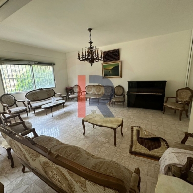 R9-1776 Spacious 250 sqm Apartment For Sale in Abou Samra - Tripoli — 4