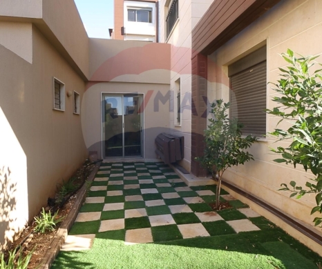 R9-1802 Stunning 3-Story Villa for Sale in Qalamoun - Tripoli — 5