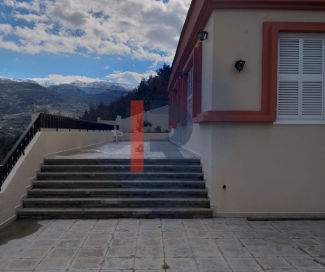 R9-1972 Stunning 4-Floor Villa with 2600m Land for sale in Assoun - Dinnieh