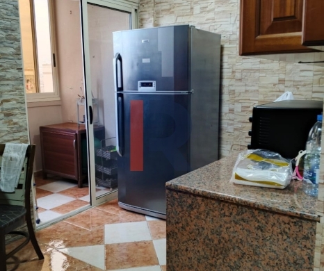 R9-1981 Spacious Apartment 200m for sale in Sahat Al Shiraa - Abou Samra — 12