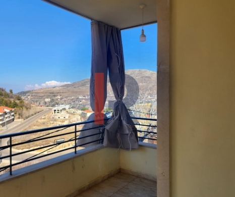 R9-2045 Apartment for sale in Hasroun - Becharre , a tourist village in Lebanon — 7