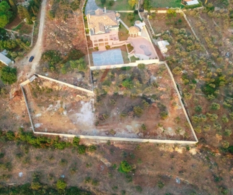 اراضي للبيع في دده - R9-2059 Land 4225m for sale in Deddeh - Koura