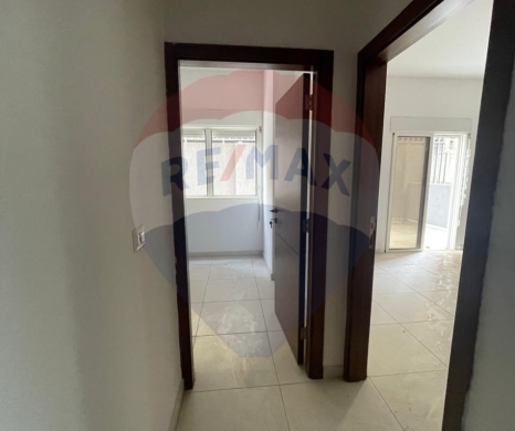 Commercials for rent in Al Bahsas - R9-2110 Office 100m for rent in Boulevard Al Salam - Bahsas,