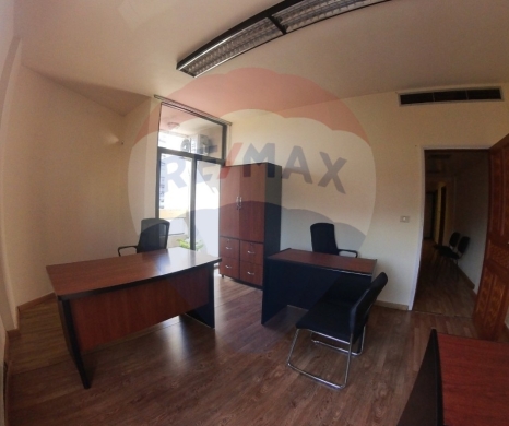 R9-2138 Office for rent in Maarad — 2