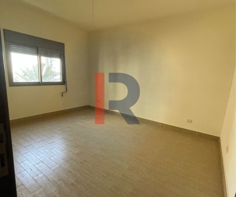 R9-2182 Apartment 200m for Sale in Boulevard Tripoli – Very Good Condition