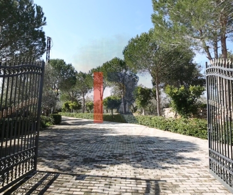 R9-2198 Villa 600m with land 3000m for sale in Batroumine - Koura