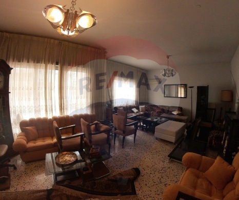 Apartments for sale dans Tripoli - R9-2199 Apartment 201m for sale in Tawjih Street