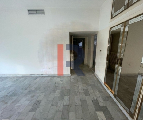 R9-2213 Apartment 300m for sale in Dar El Tawlīd - Tripoli