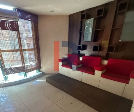 R9-2269 Office 70m for rent in Azmi Street - Tripoli — 2