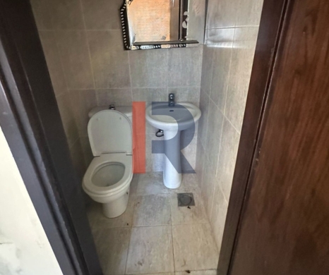 R9-2269 Office 70m for rent in Azmi Street - Tripoli — 5