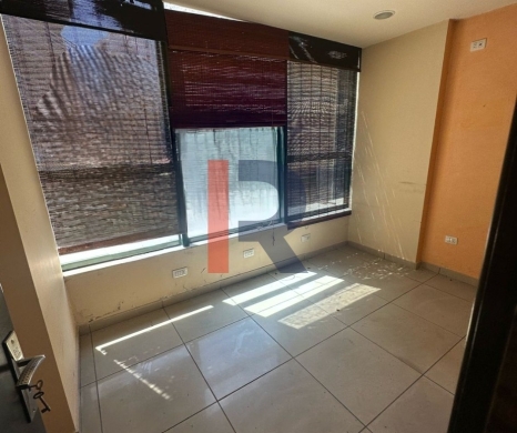 R9-2270 Office 125m for sale in Azmi Islamic Street - Tripoli