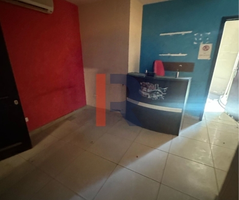 R9-2270 Office 125m for sale in Azmi Islamic Street - Tripoli — 4