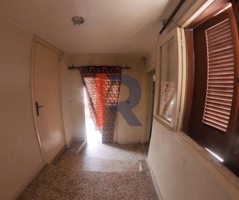 R9-2376 Old House 220m for Sale in Souk Al Dahab – Tripoli — 5