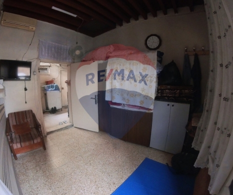 R9-2376 Old House 220m for Sale in Souk Al Dahab – Tripoli — 8