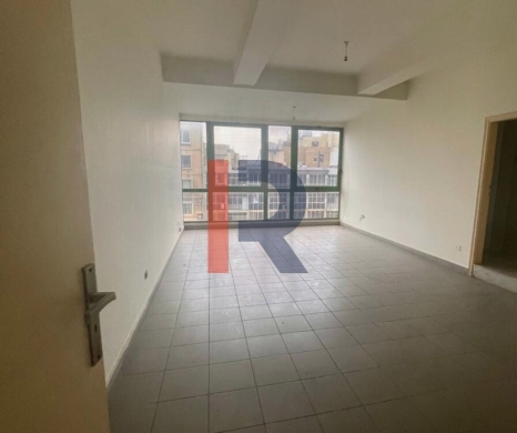 R9-2406 Office 145m for rent in Azmi – Tripoli
