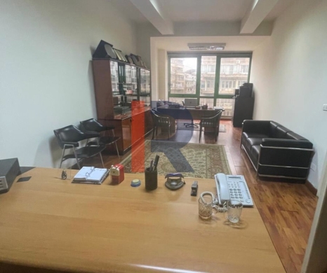 R9-2411 Office for Sale 167m in Azmi – Tripoli