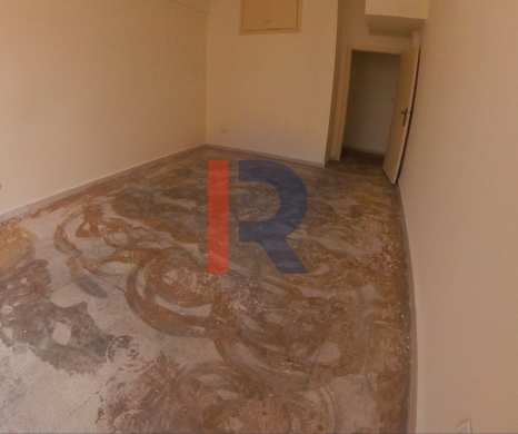 R9-2514 Office for Rent in Masaref Street – Tripoli