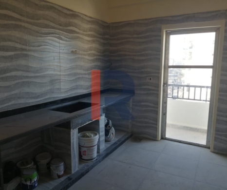R9-2536 Apartment 185m for sale in Baddawi's Main Road - Tripoli — 3