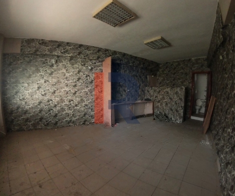 R9-2559 Shop for Rent in Tal – Tripoli — 3