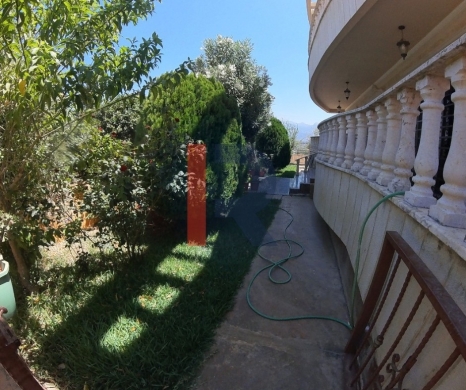 R9-2569 Villa for Sale in Btouratij – Koura — 10