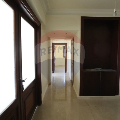 R9-1173 Apartment 300m for sale in Dam w Farez – Tripoli