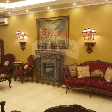 Apartments for sale dans Al Monla - R9-1046 Apartment For Sale in Monla St - Tripoli