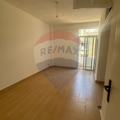 شقق للبيع في Thaqafe - R9-1419 Apartment for Sale in Thakafe Street-Tripoli!