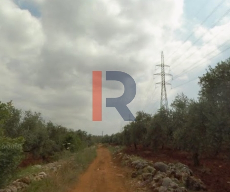 R9-1520 Land for Sale in Btouratij – Koura, 2800 m², Zoning 25/75 — 2