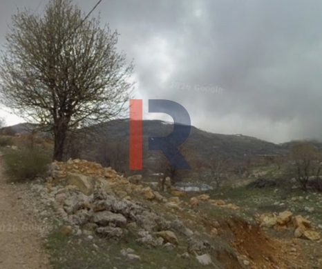 R9-1658 Land for Sale in Jurd Biqaasefrine – Danniyeh, 1,880 m², Nature Retreat