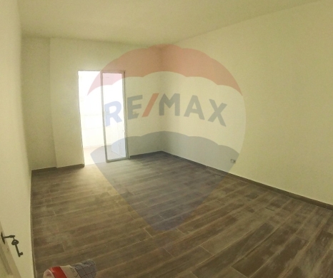 R9-1803 Apartment for Sale Behind Bank Audi on Boulevard - Tripoli — 8