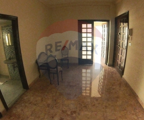 Apartments for sale dans Al Monla - R9-1819 Spacious 300m Apartment for Sale in Al-Monla - Tripoli