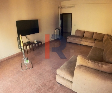 R9-1819 Spacious 300m Apartment for Sale in Al-Monla - Tripoli — 4