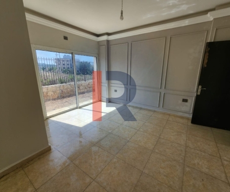 R9-1835 Ground Floor Apartment 160m with Garden for sale in Btouratij - Koura — 2