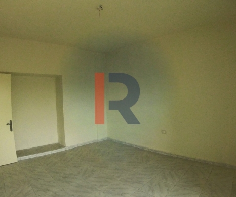 R9-1898 Spacious Apartment for Sale in Miten Street - Tripoli — 8